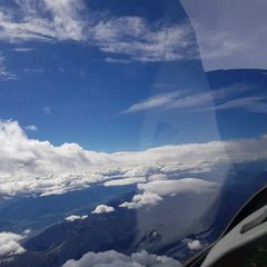 Flugwegposition um 11:52:19: Aufgenommen in der Nähe von Gemeinde Vomp, Österreich in 4502 Meter